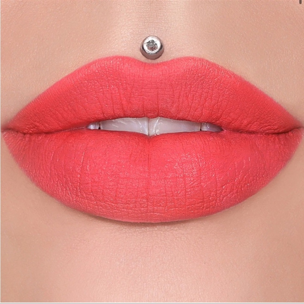 Jeffree Star Watermelon Soda Velvet Trap